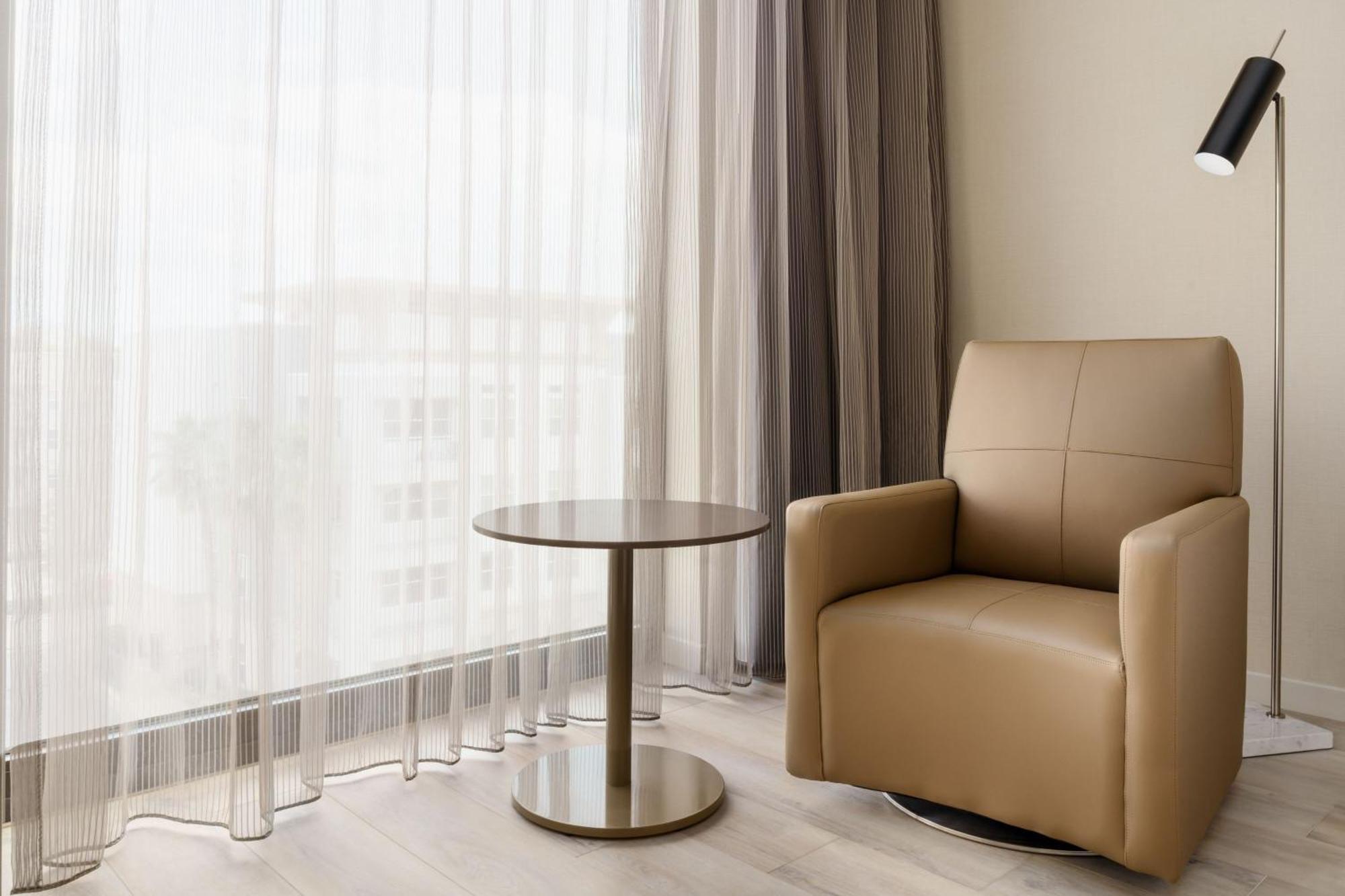 Ac Hotel By Marriott Jacksonville St Johns Town Center Екстер'єр фото